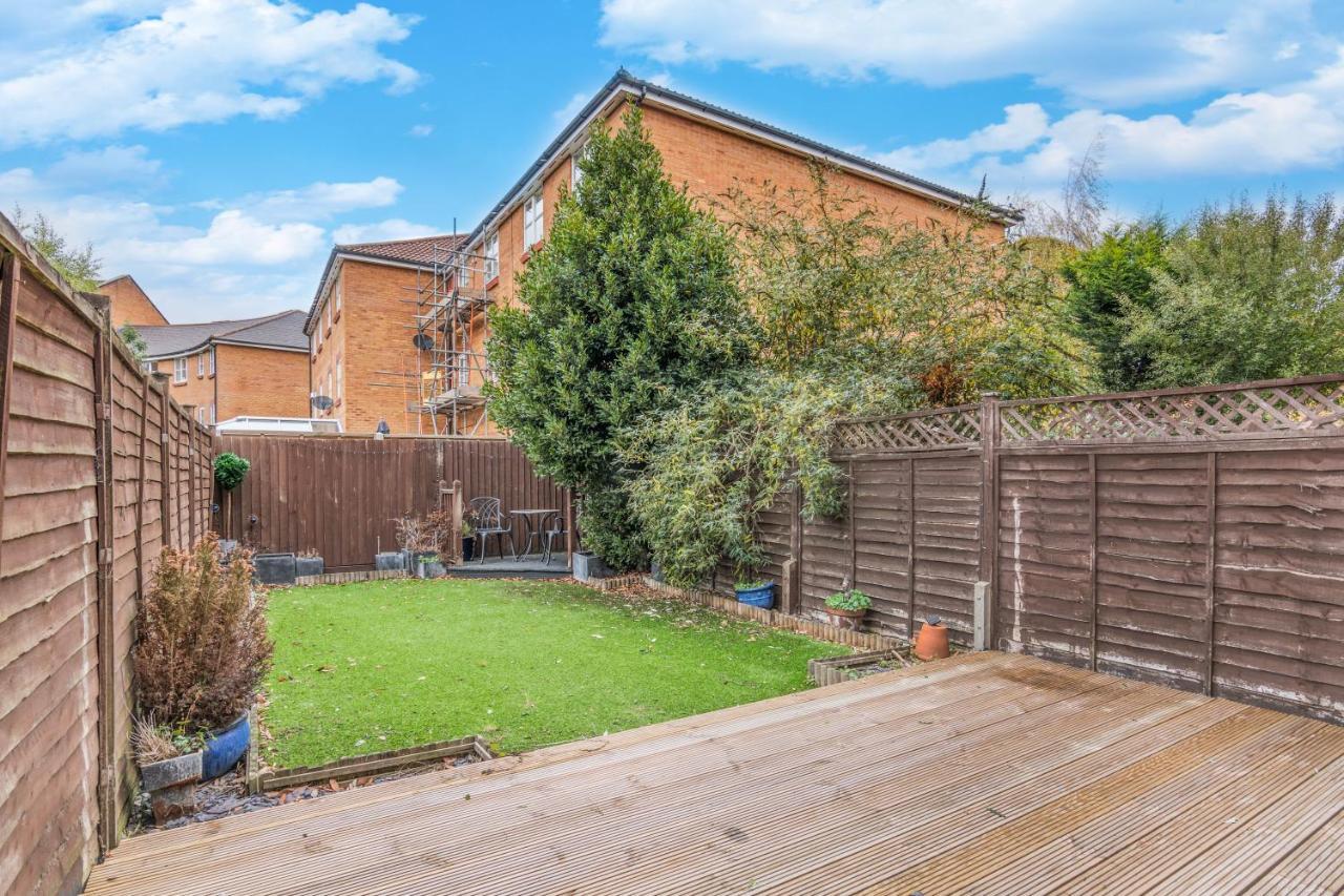Wing House Hemel Hempstead Exterior foto